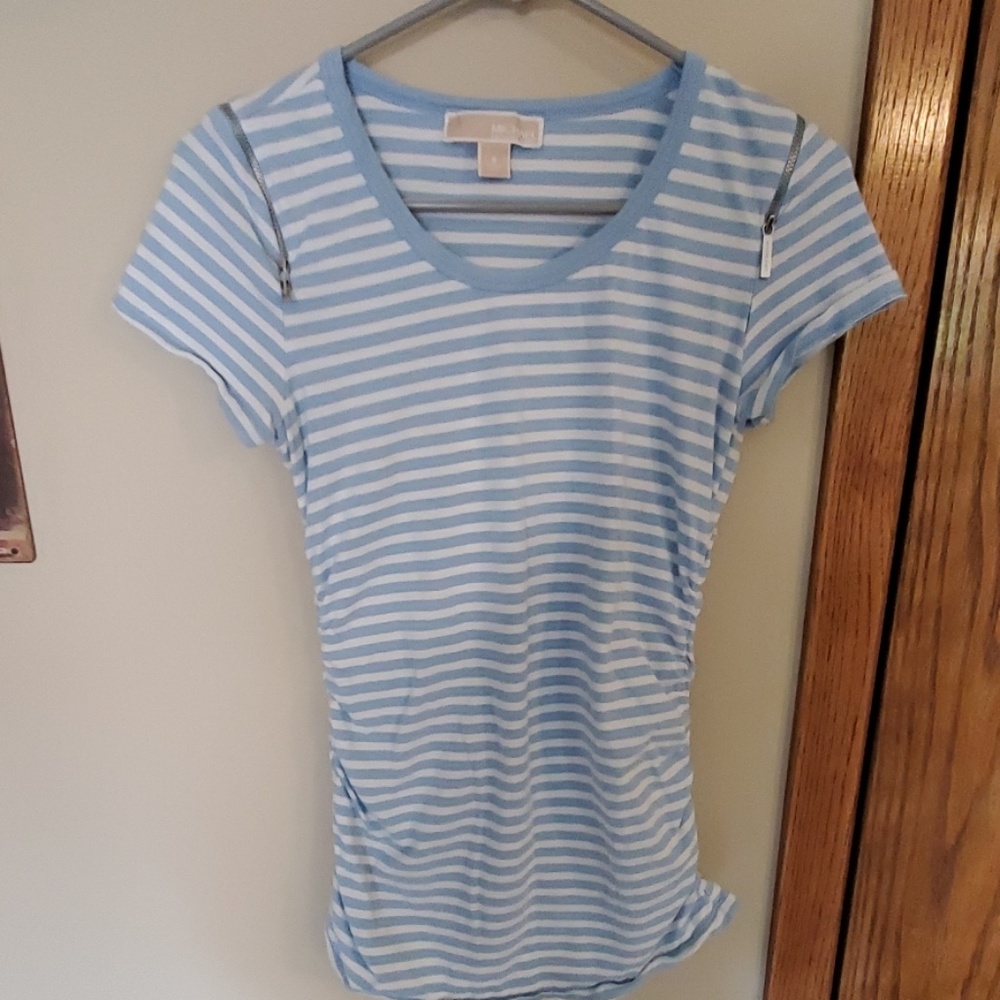 Maternity shirt